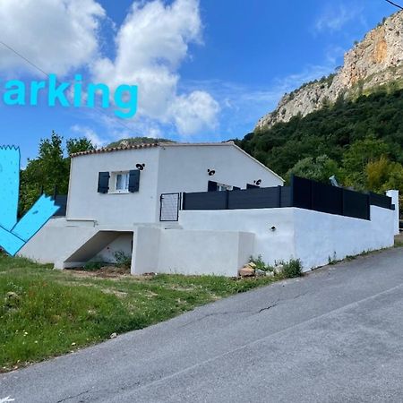 Maison Avec Jardin, Parking Entre Mer Et Montagne Villa Le Revest-le-Eaux Exterior photo